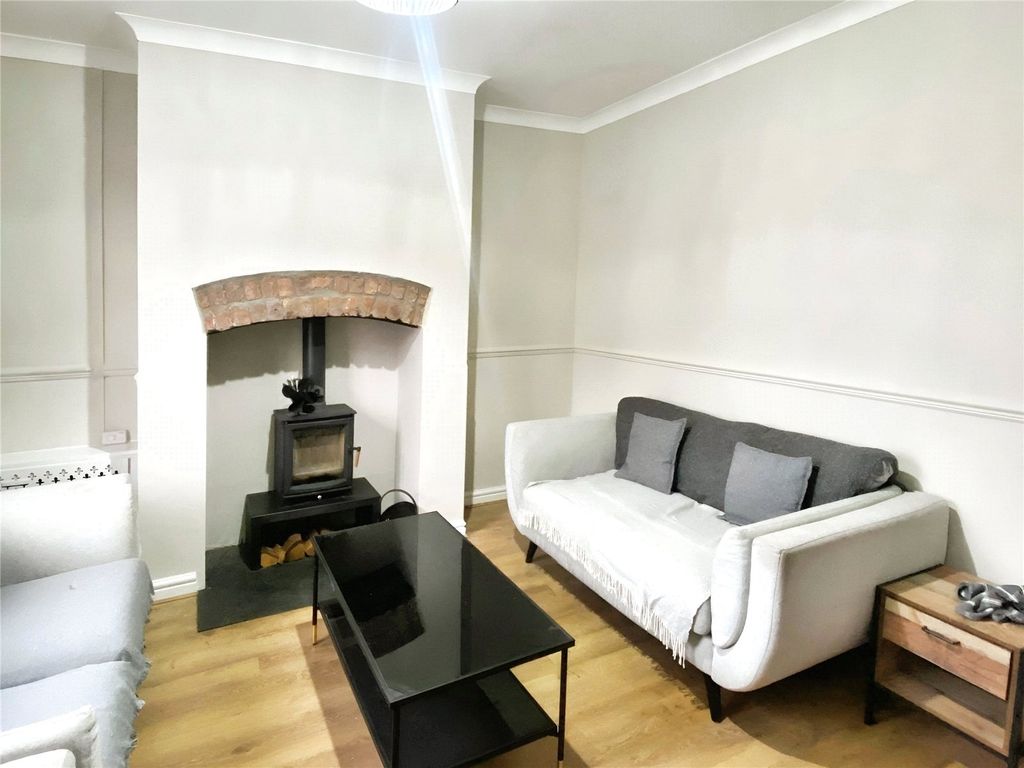 Property photo 2 of 18 Picture No. 02