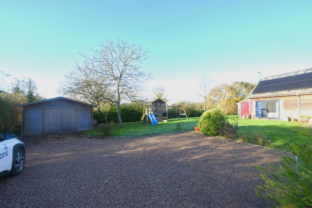 Property photo 2 of 24 Kentisbeare Seddons