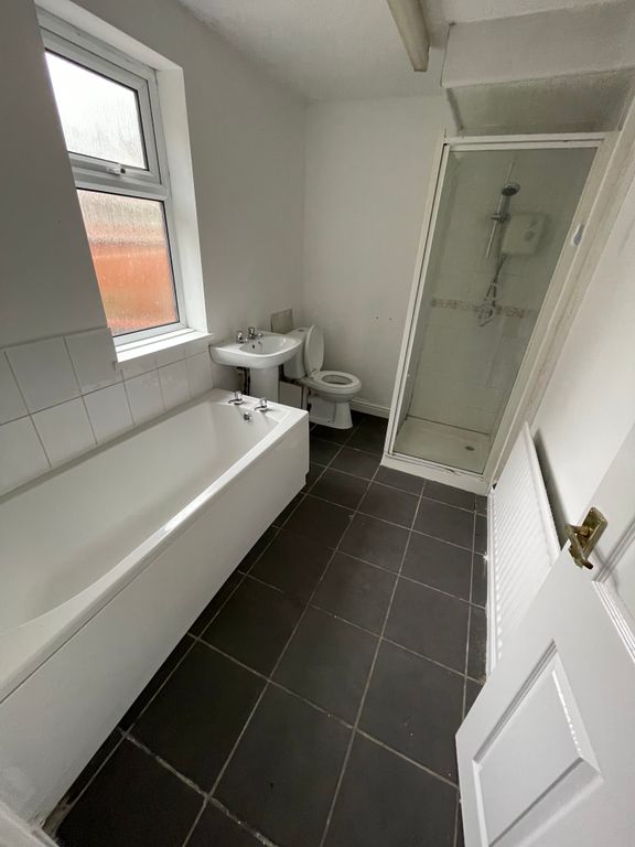 Property photo 3 of 4