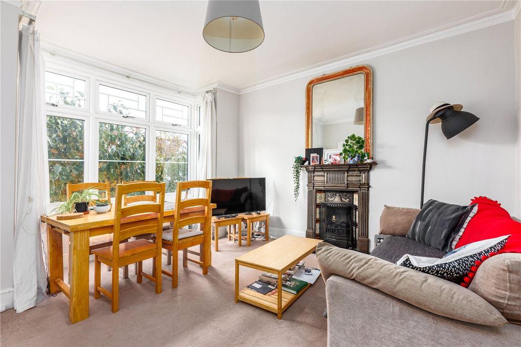 Property photo 2 of 6 Picture No. 07