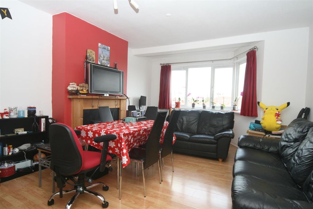 Property photo 2 of 7 Img_4728.Jpg