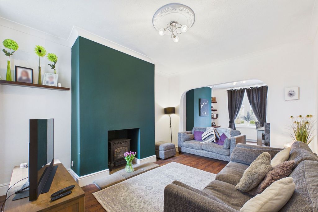 Property photo 3 of 20