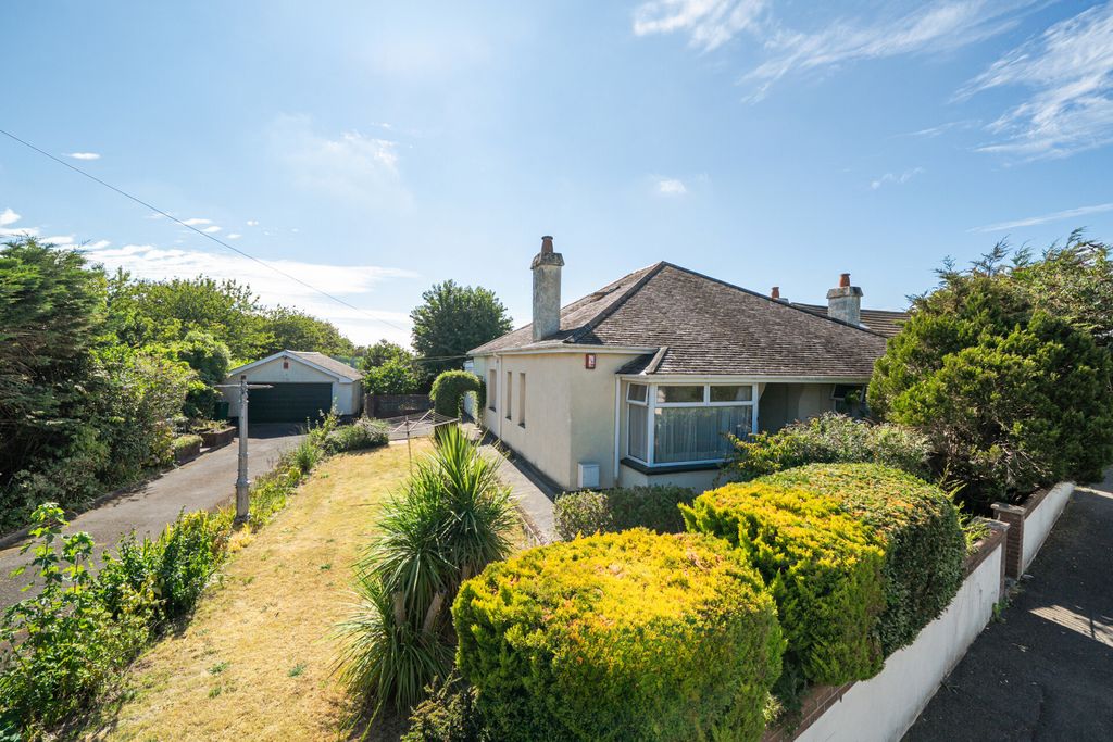 Property photo 2 of 26 1-6A68F5840c930-1...