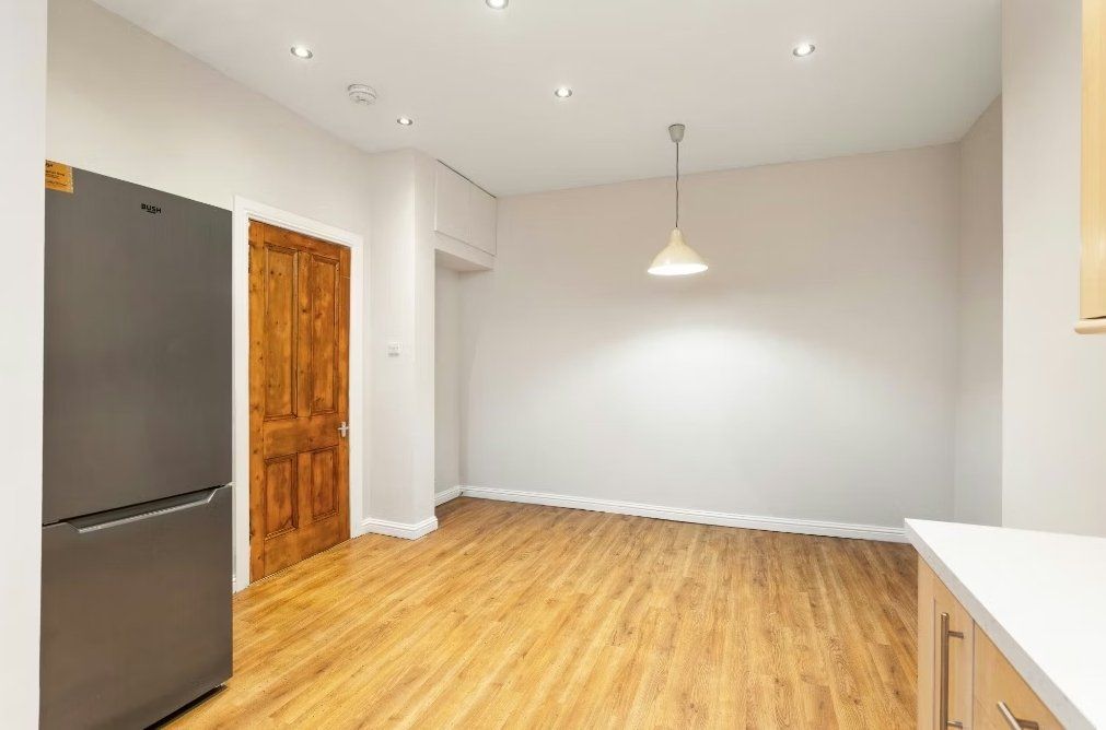 Property photo 3 of 14 Photo 3