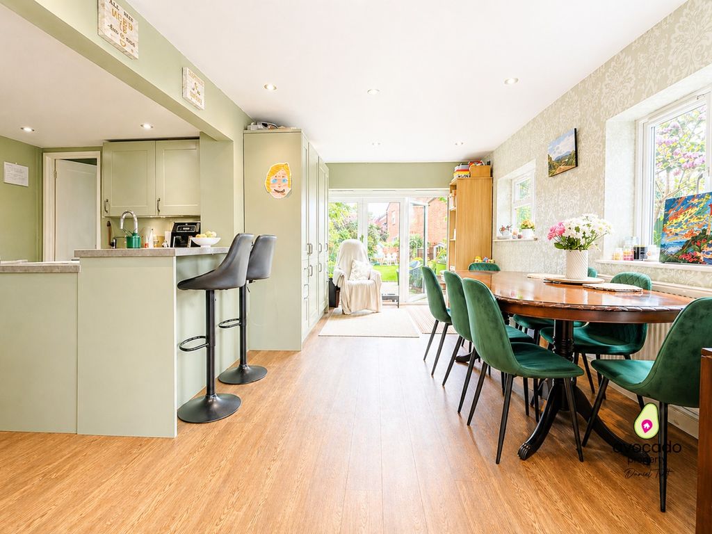 Property photo 2 of 17 5067474