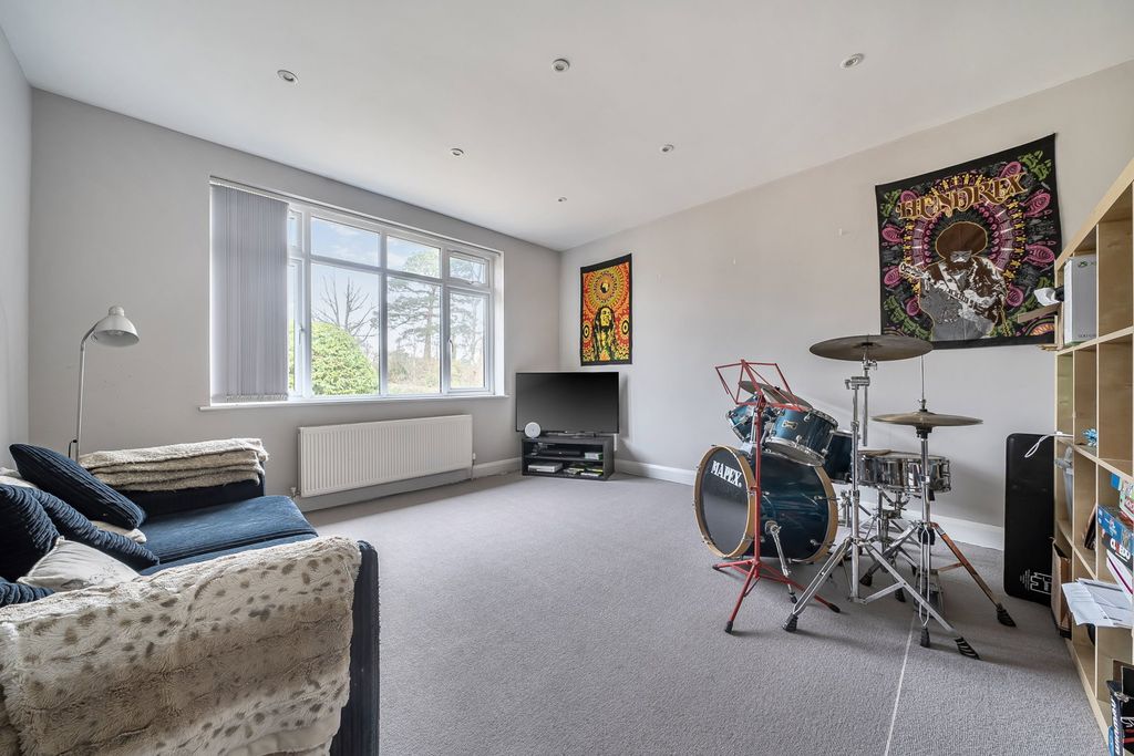 Additional image 10 of 5 bed detached house for saleHare Lane, Lingfield RH7