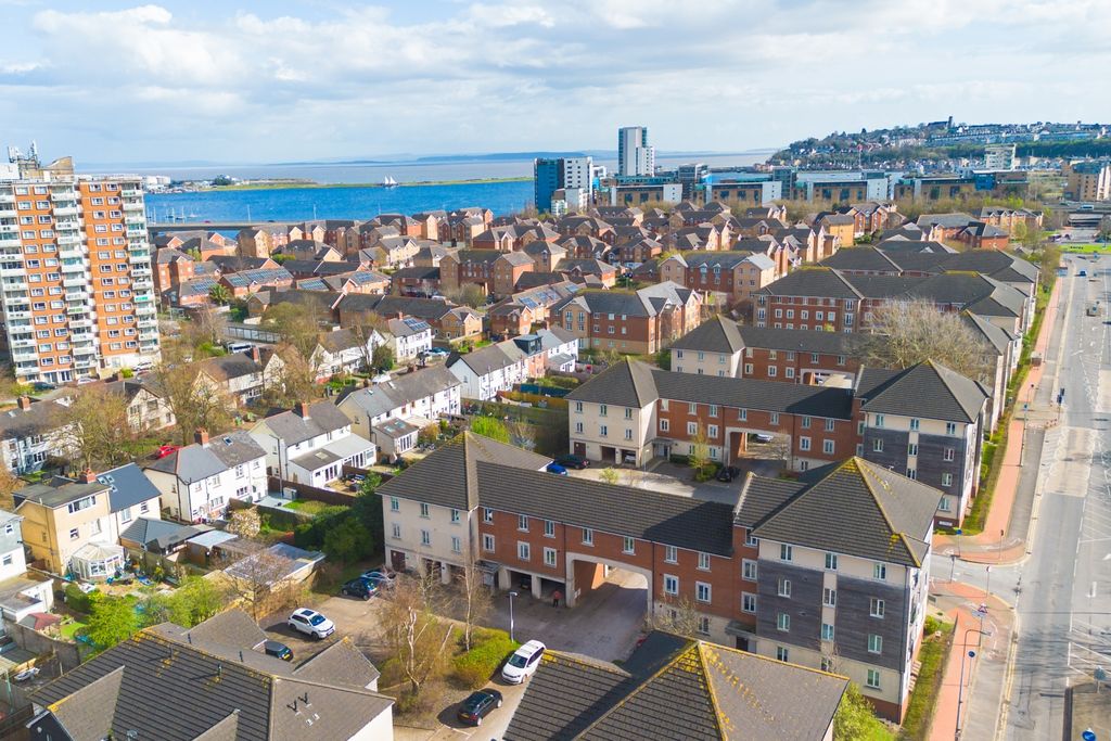 Property photo 1 of 12 Dji_0311