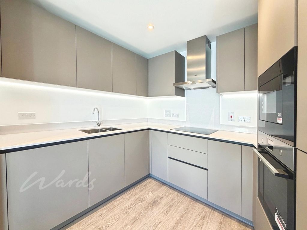 Property photo 3 of 8 Kitchen