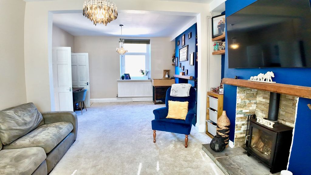 Additional image 9 of 4 bed semi-detached house for saleHillside Road, Crumlin NP11