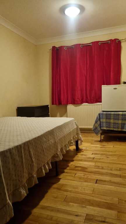 Property photo 1 of 4