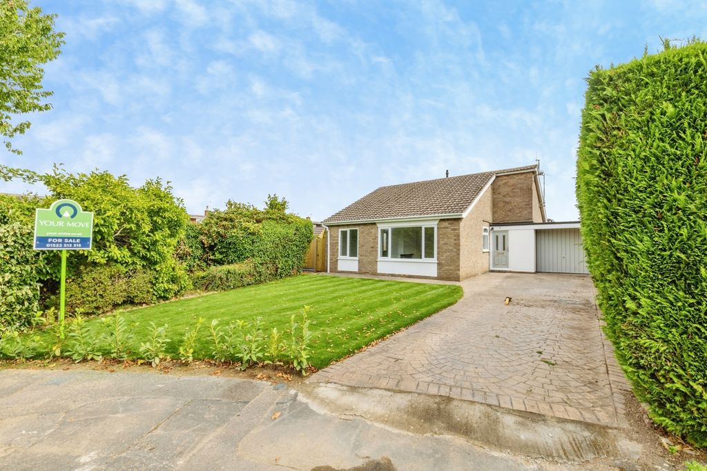 Property photo 1 of 12 Outside
