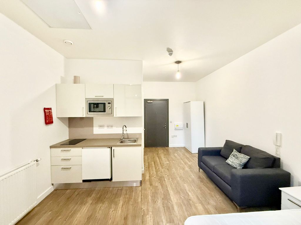 Property photo 3 of 4