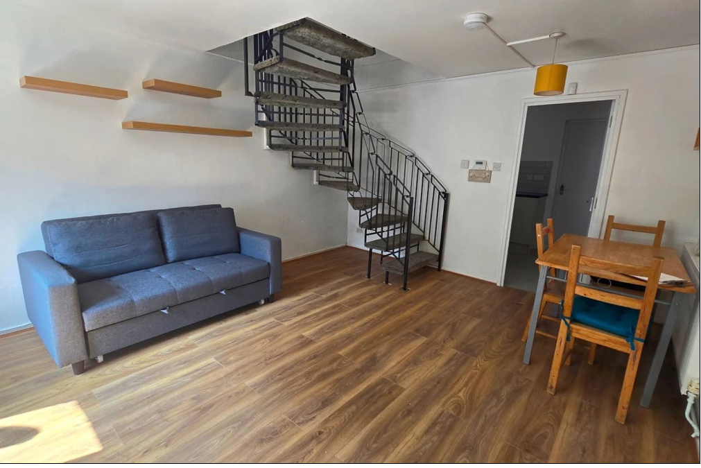 Property photo 1 of 10
