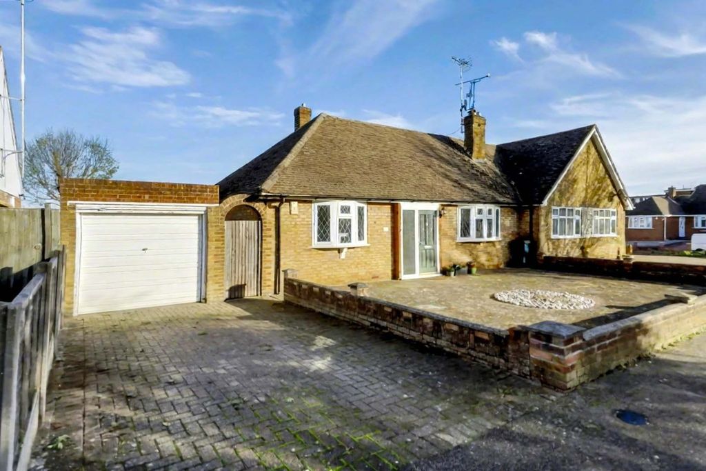 Property photo 1 of 13 4650831