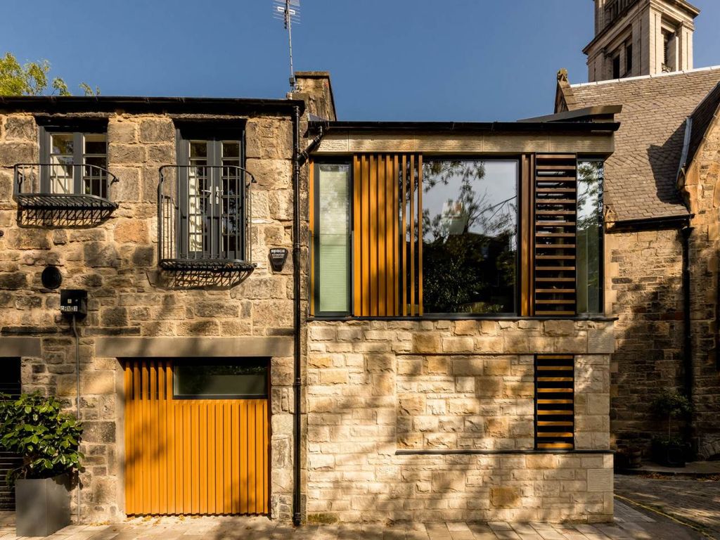 Property photo 2 of 20 65336_Circuslane002