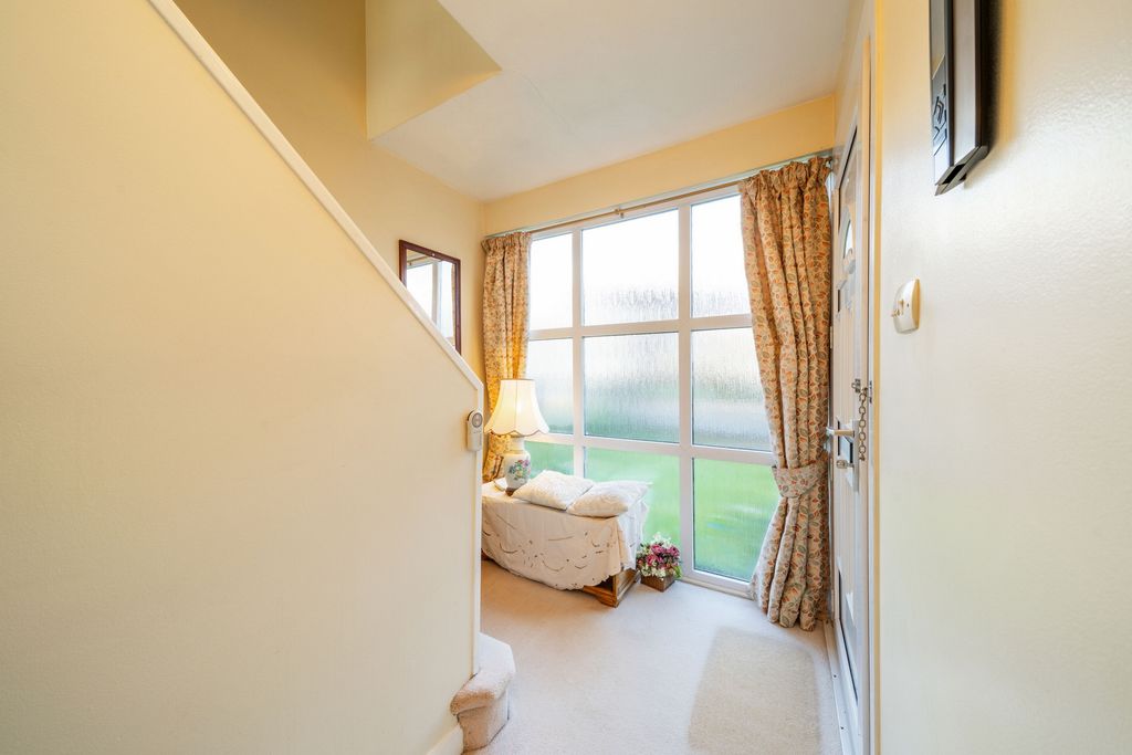 Property photo 2 of 25 Photo 4