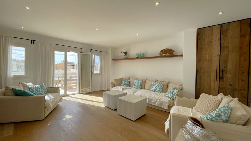 Property photo 3 of 17 003.Jpg