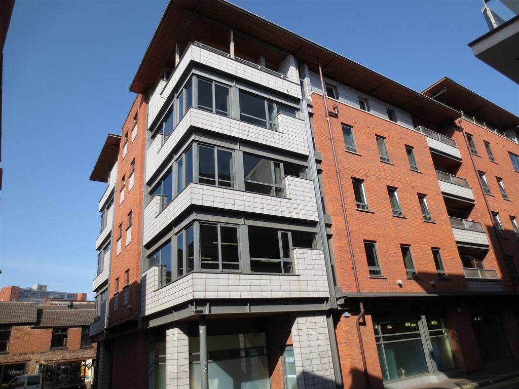 Property photo 2 of 8 External