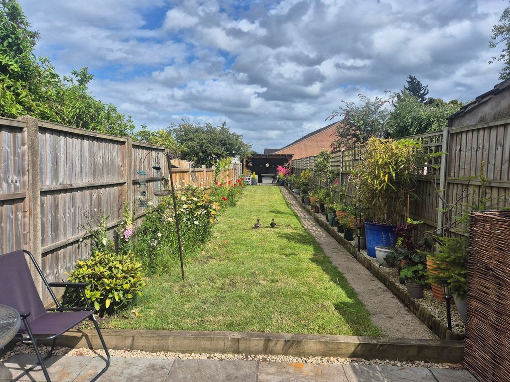 Property photo 2 of 12