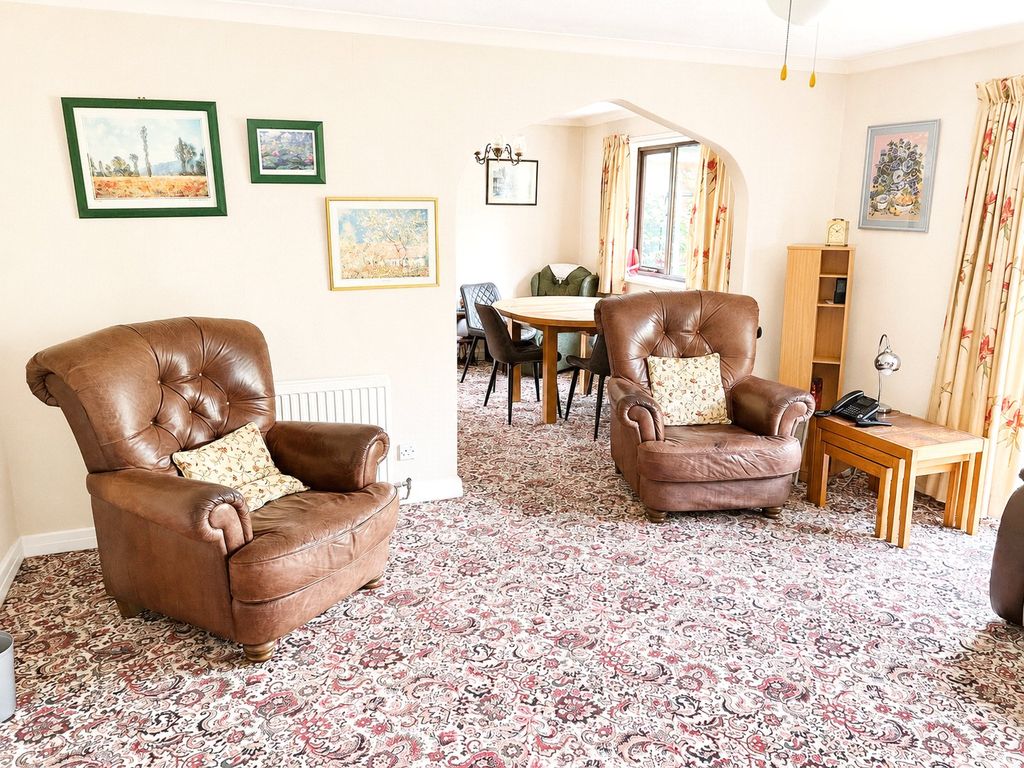 Property photo 2 of 26 Picture No. 43