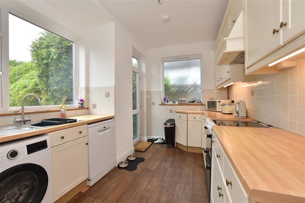 Property photo 1 of 12 Kitchen
