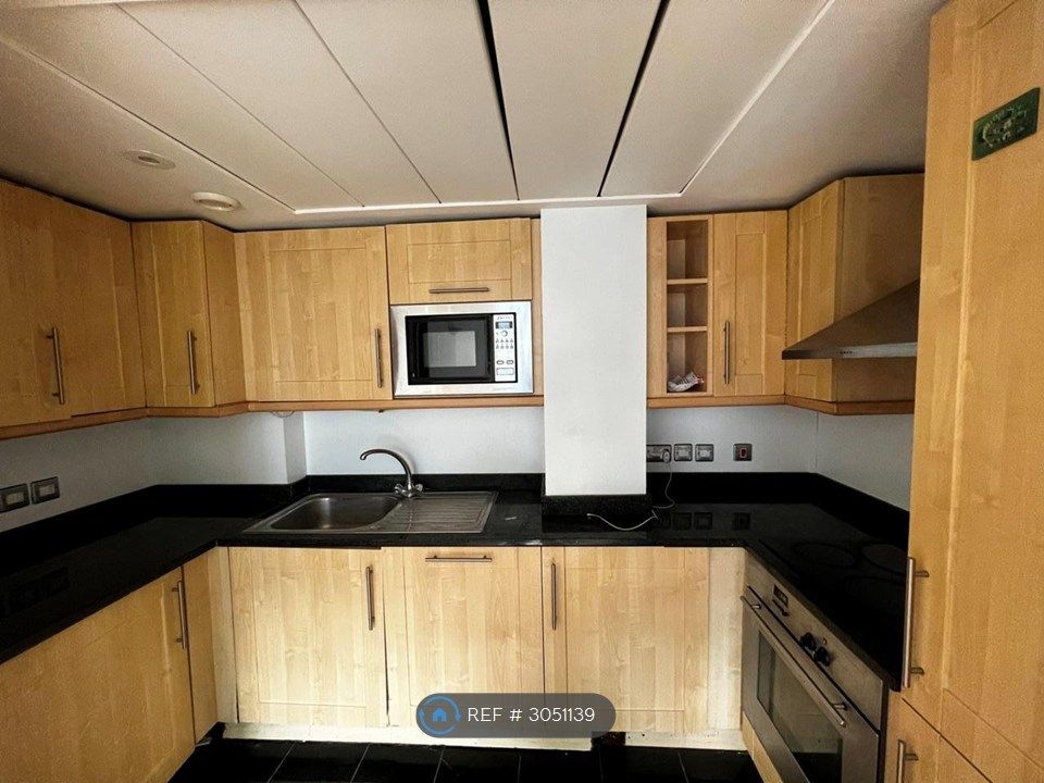 Property photo 1 of 20 Kitchen