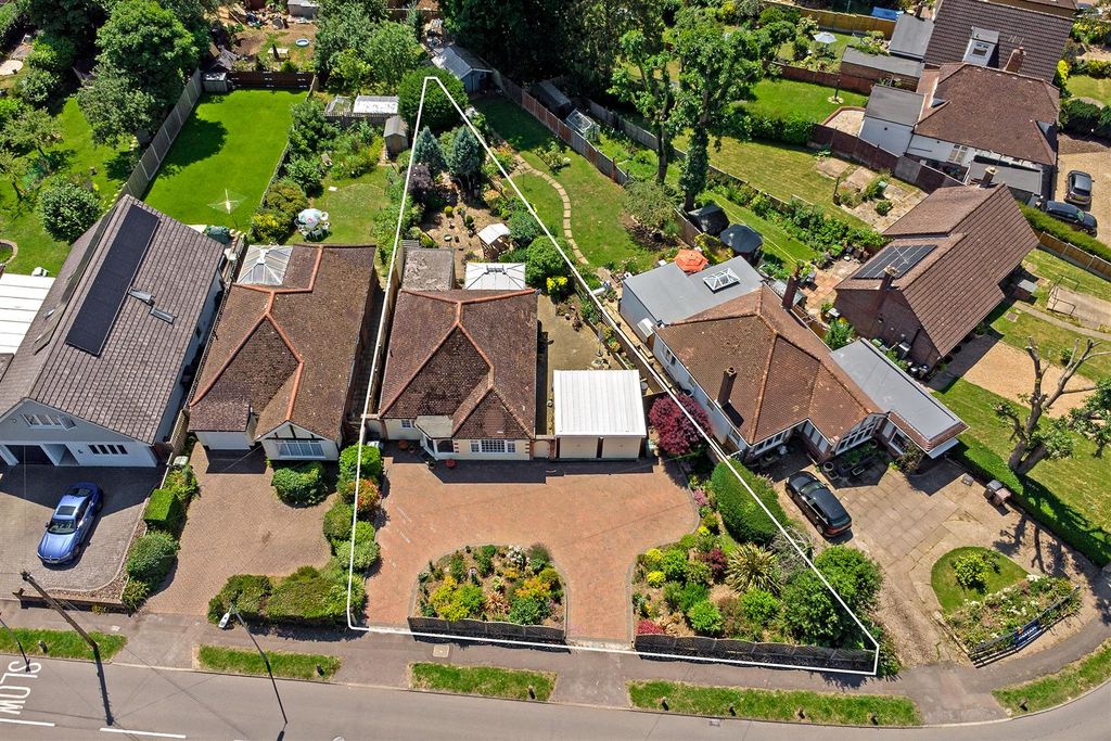 Property photo 2 of 18 58Greenlane-3.Jpg