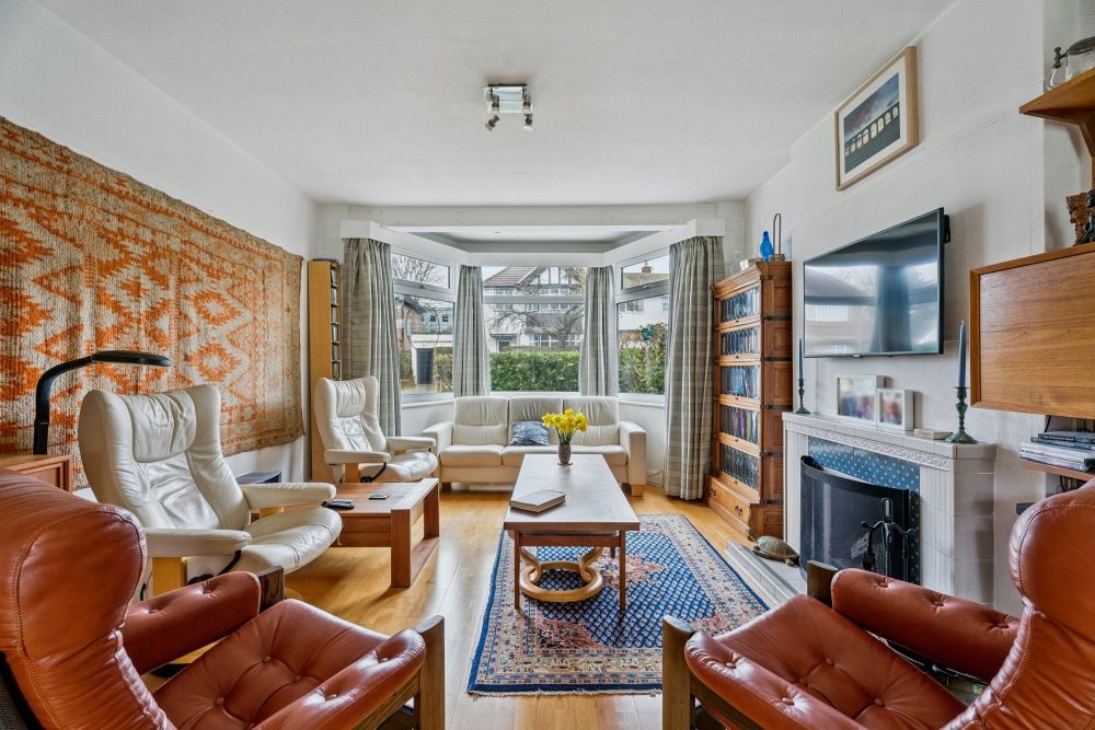 Property photo 2 of 22