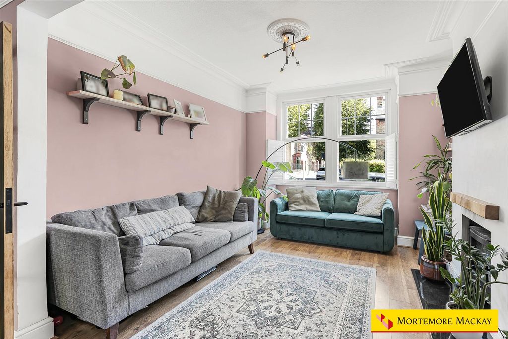 Property photo 3 of 31 28_63779_Watermarked.Jpg