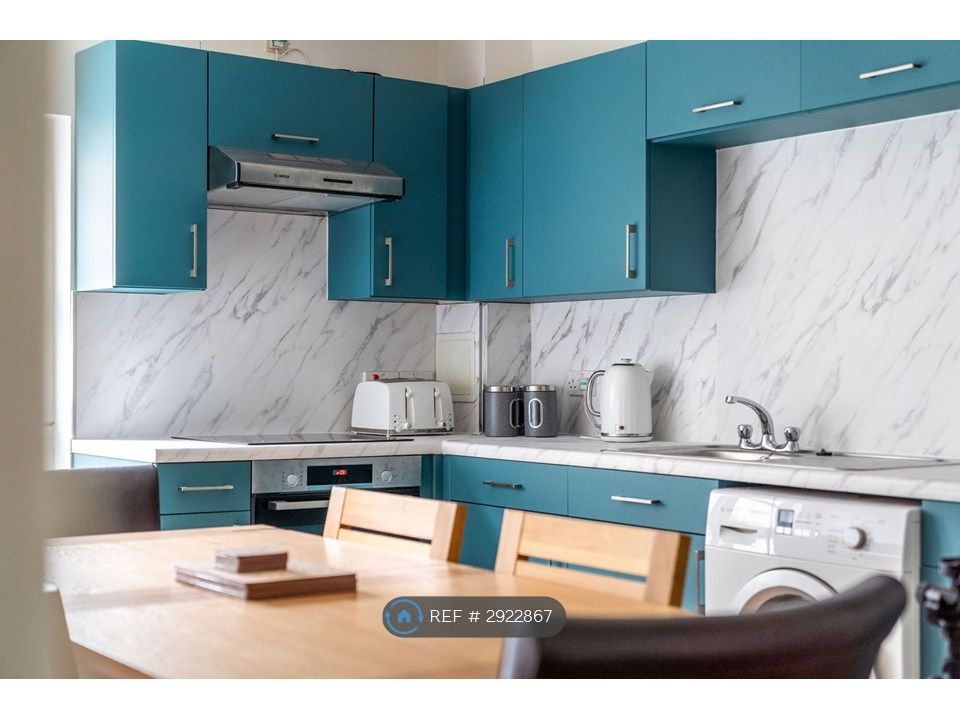Property photo 1 of 26 Kitchen/Dining