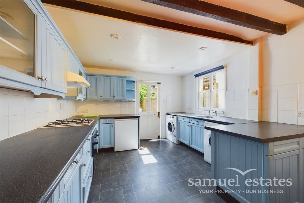 Property photo 2 of 20 Kitchen