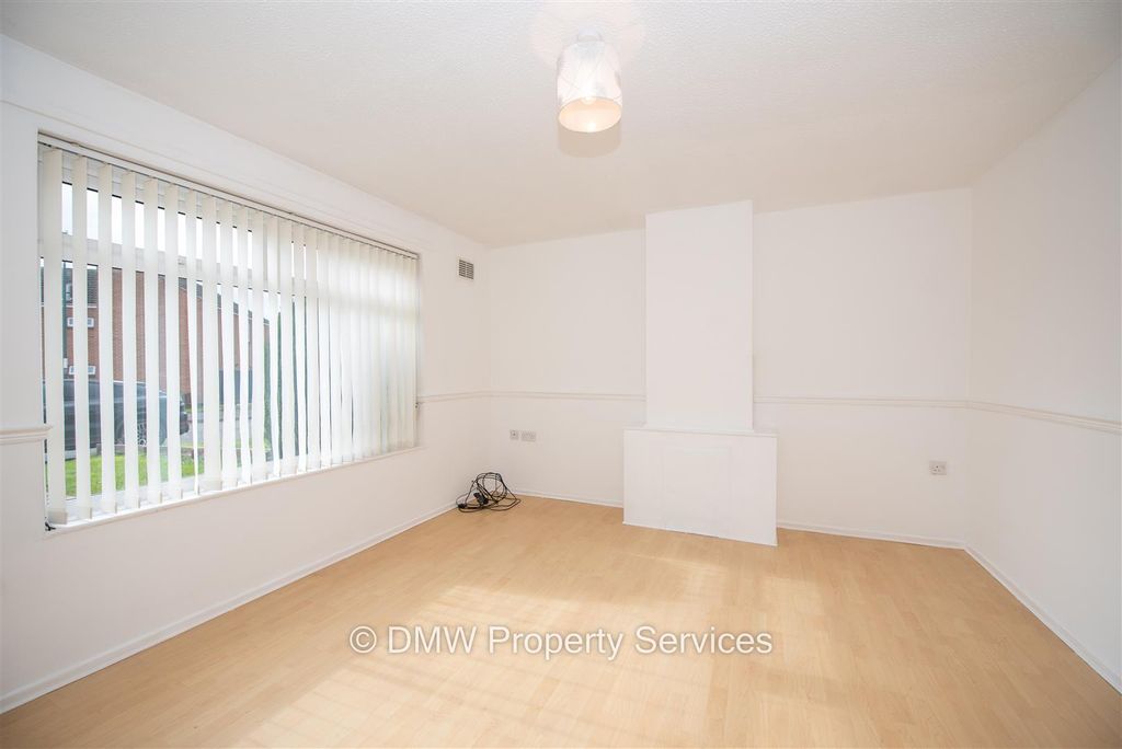 Property photo 2 of 8 Dsc_1239.Jpg