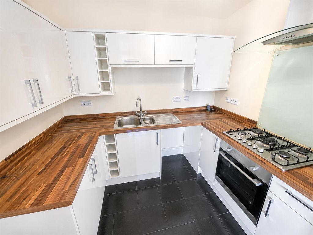 Property photo 2 of 7 Kitchen New.Png