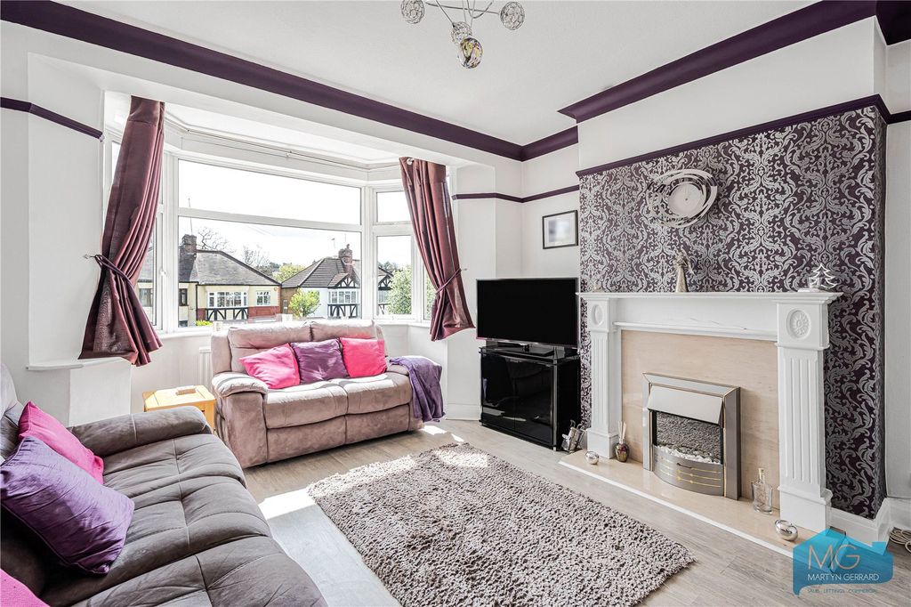 Property photo 2 of 24 Picture No. 04