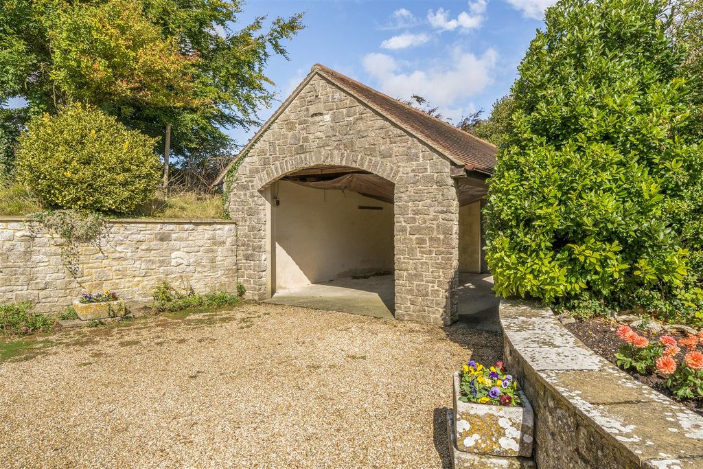 Property photo 3 of 20 1349172-6-68B97c93c4Cf9.Jpg