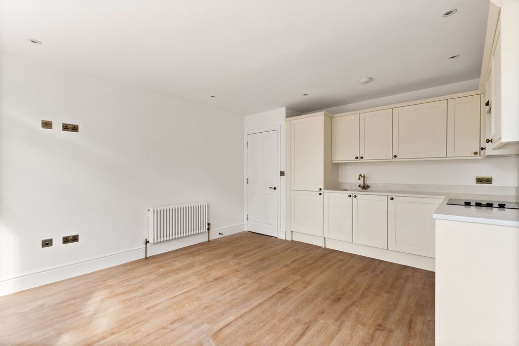 Additional image 7 of 10 bed block of flats for saleThe Bayle, Folkestone CT20