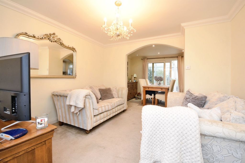 Property photo 3 of 15