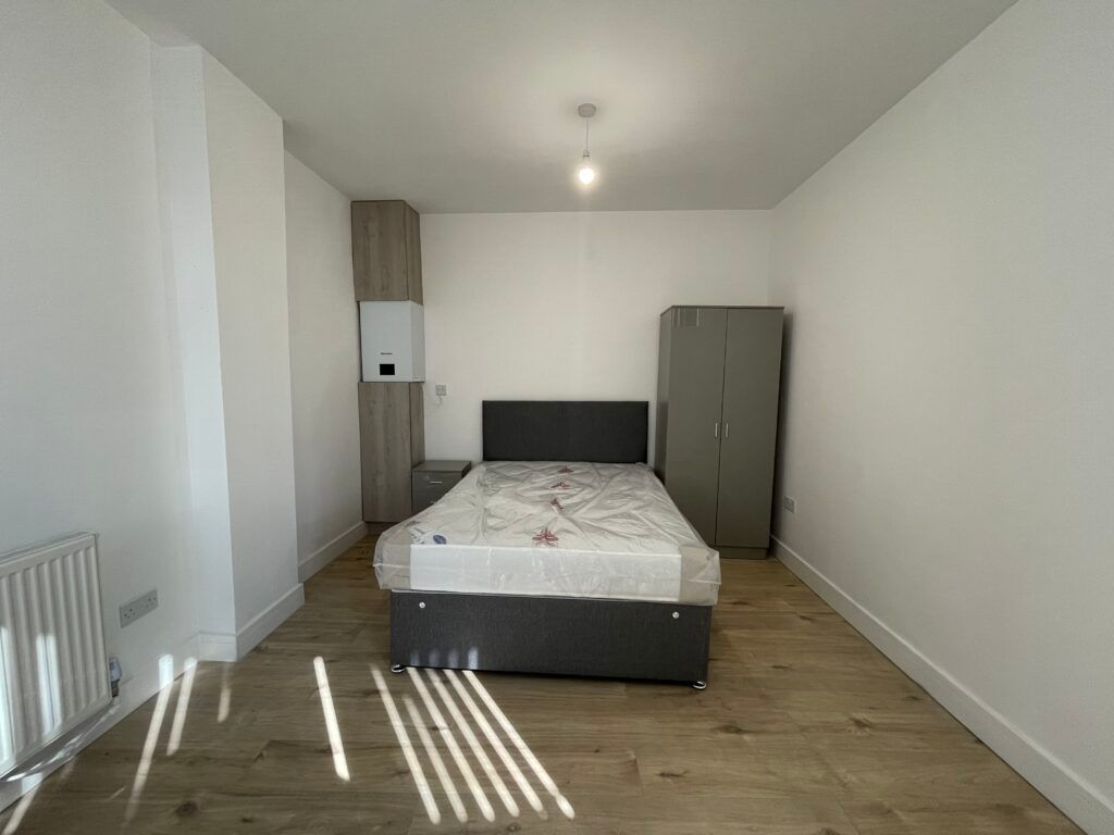 Property photo 2 of 6