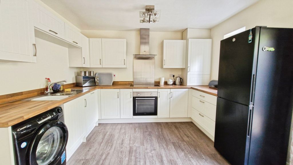 Property photo 2 of 24 239ee0Db-20260805_103953