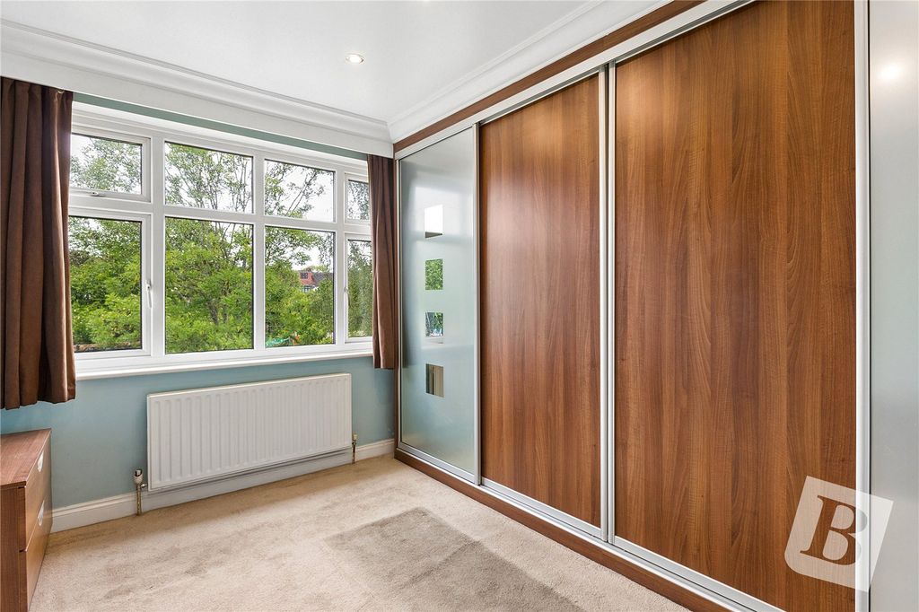 Additional image 7 of 2 bed maisonette for saleGranton Avenue, Upminster RM14