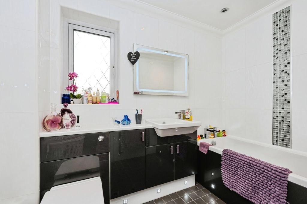 Additional image 18 of 4 bed detached house for saleLlyn Tircoed, Tircoed Forest Village, Penllergaer, Swansea SA4