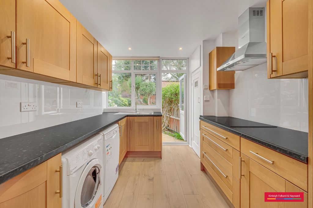 Property photo 2 of 10 Picture No. 03