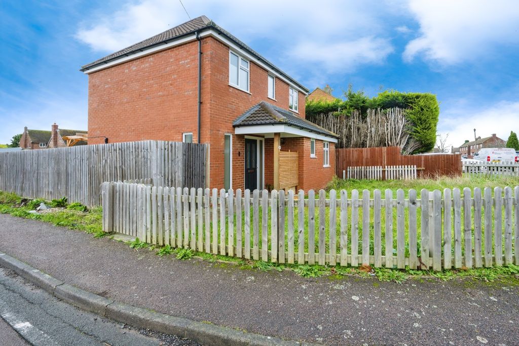 Property photo 1 of 23 Pbox-Img.Jpg