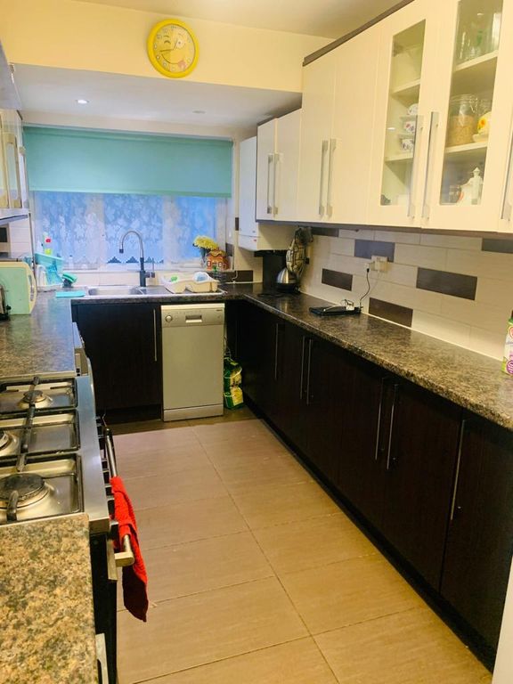 Property photo 2 of 17 Gallery