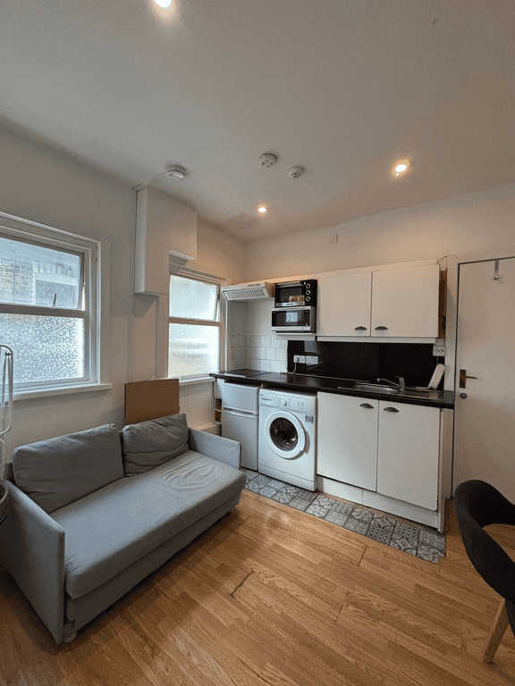 Property photo 2 of 5