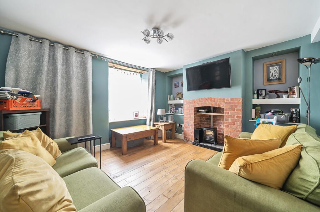 Property photo 2 of 13