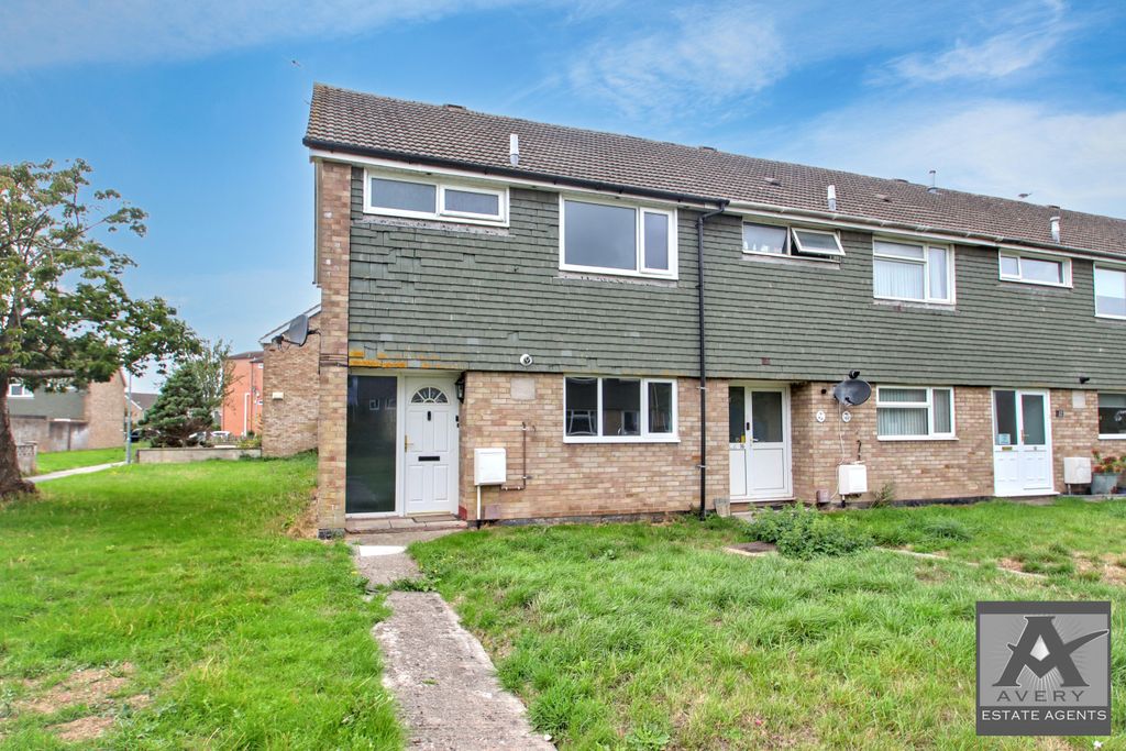 Property photo 1 of 8 3 Bedroom End Of Terrace To Rent