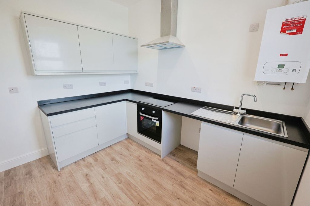 Property photo 3 of 9 Pbox-Img.Jpg