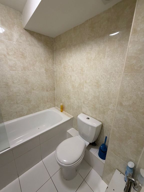 Property photo 2 of 6 Gallery