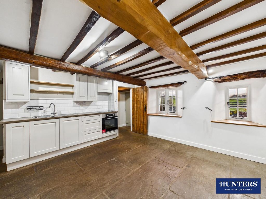 Property photo 3 of 27 Kitchen/Diner